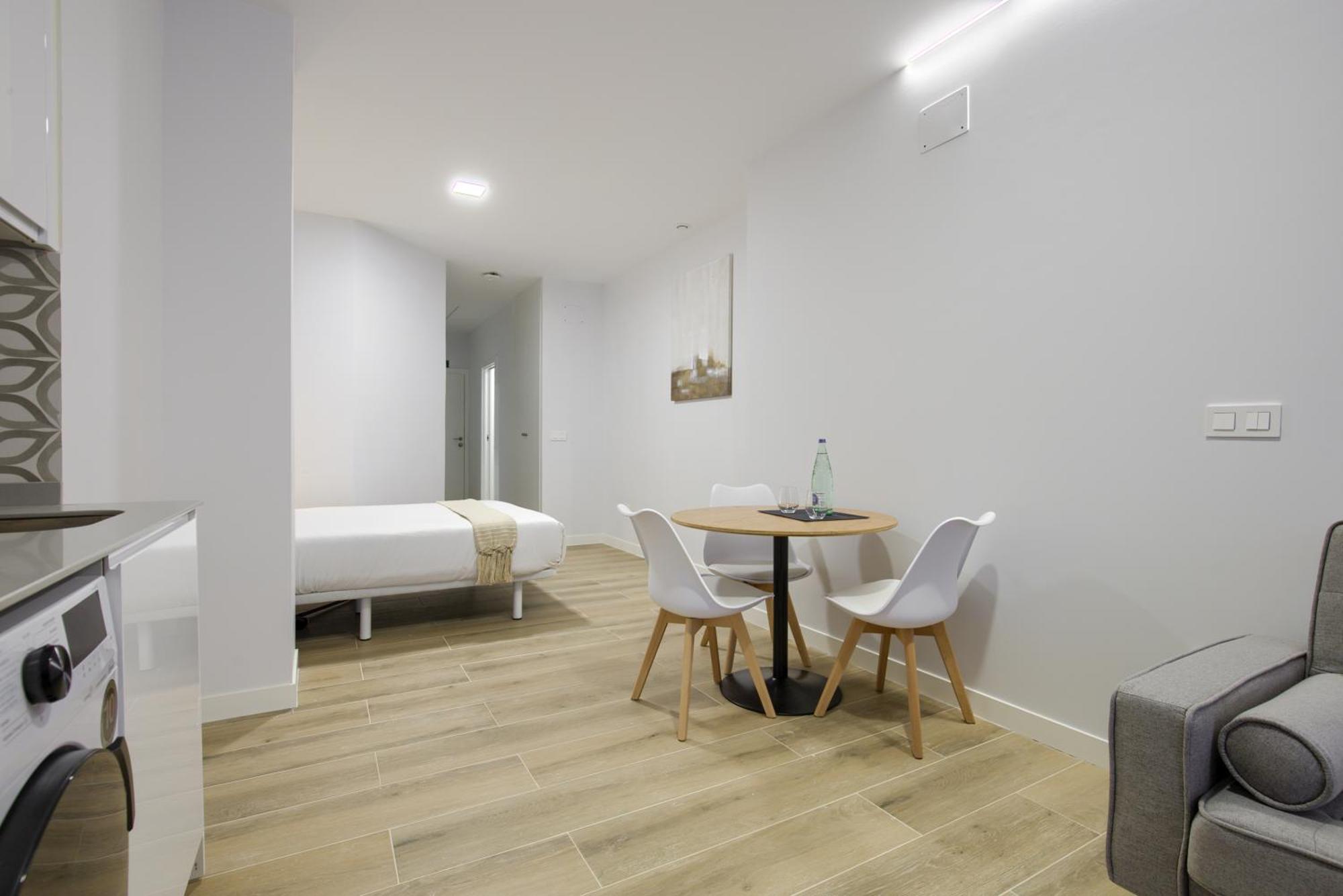Dobo Madrid Numancia Appartement Buitenkant foto